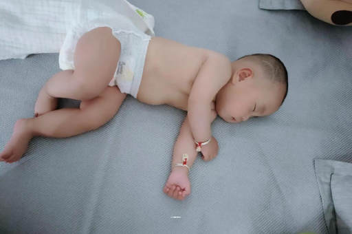 仁寿怀孕多久肚子会胀气